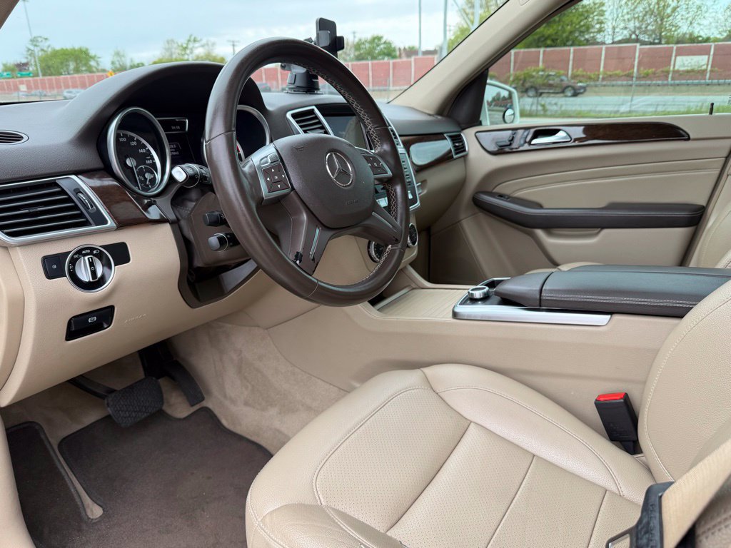 Used 2013 Mercedes-Benz ML 350 BlueTEC 4MATIC image 26