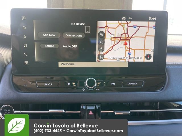 Used 2025 Mitsubishi Outlander SE image 18