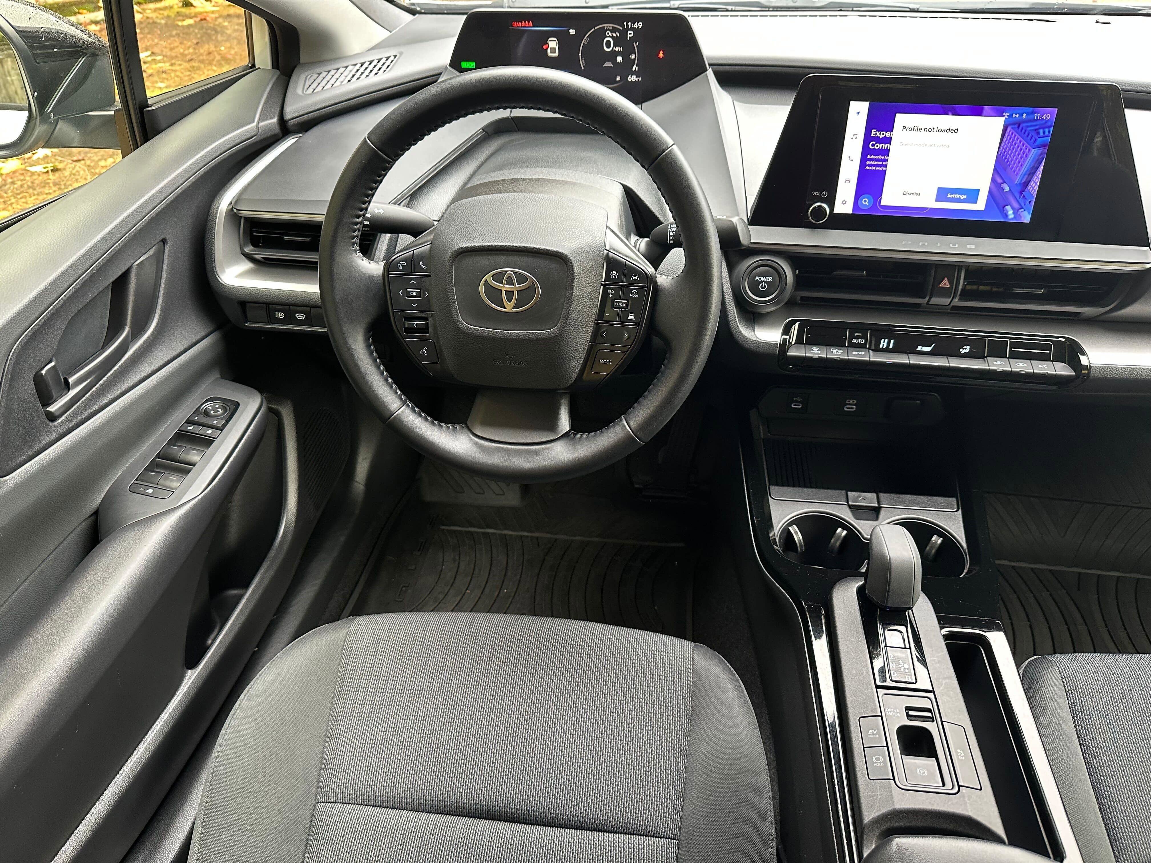 Used 2023 Toyota Prius LE image 17