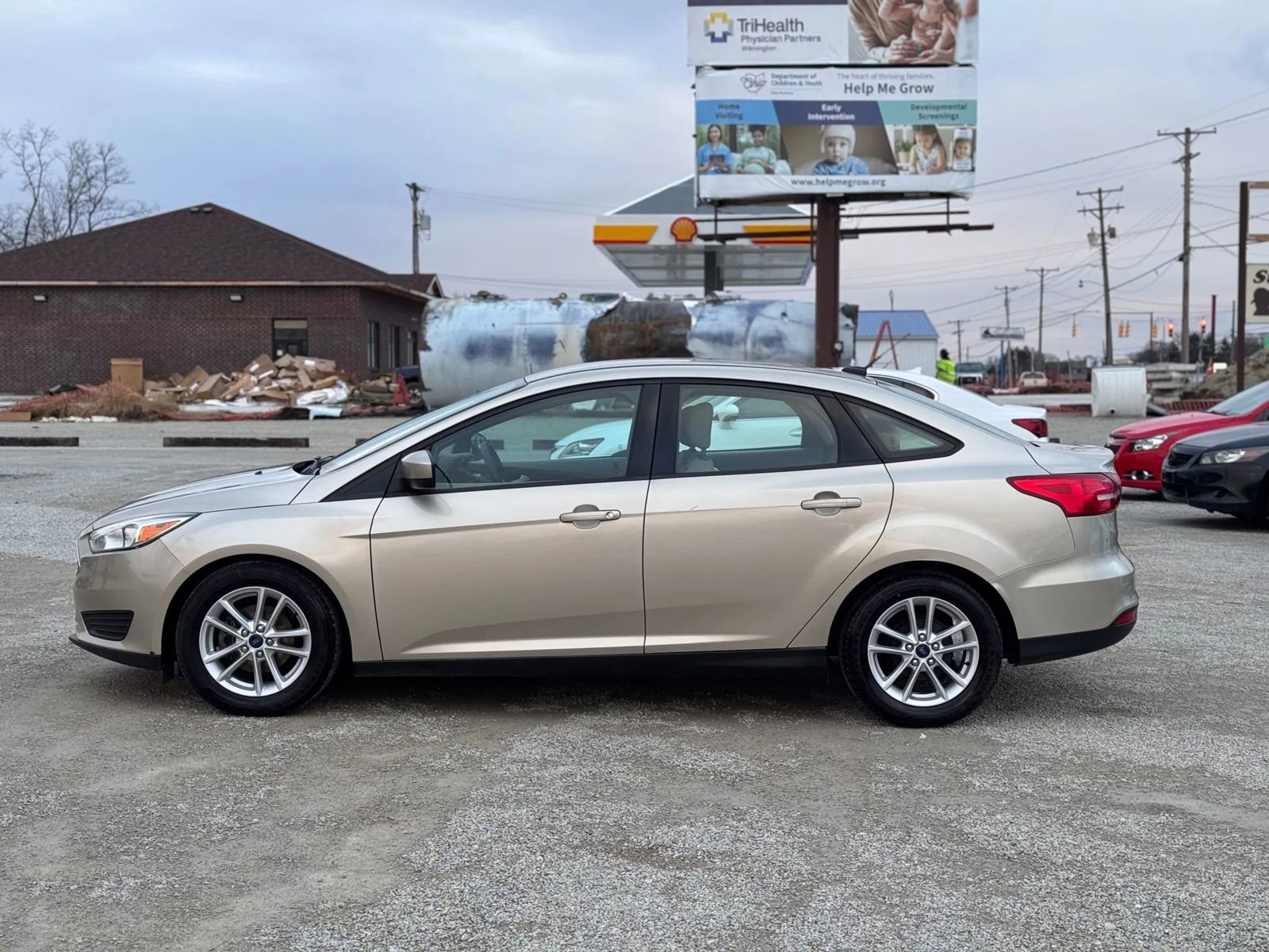 Used 2018 Ford Focus SE FWD image 10