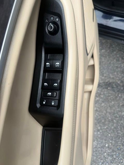 Used 2022 Jeep Grand Cherokee Limited 4xe AWD/4WD image 33