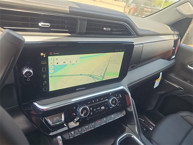 New 2025 GMC Sierra 3500 Denali w/ Denali Reserve Package image 17