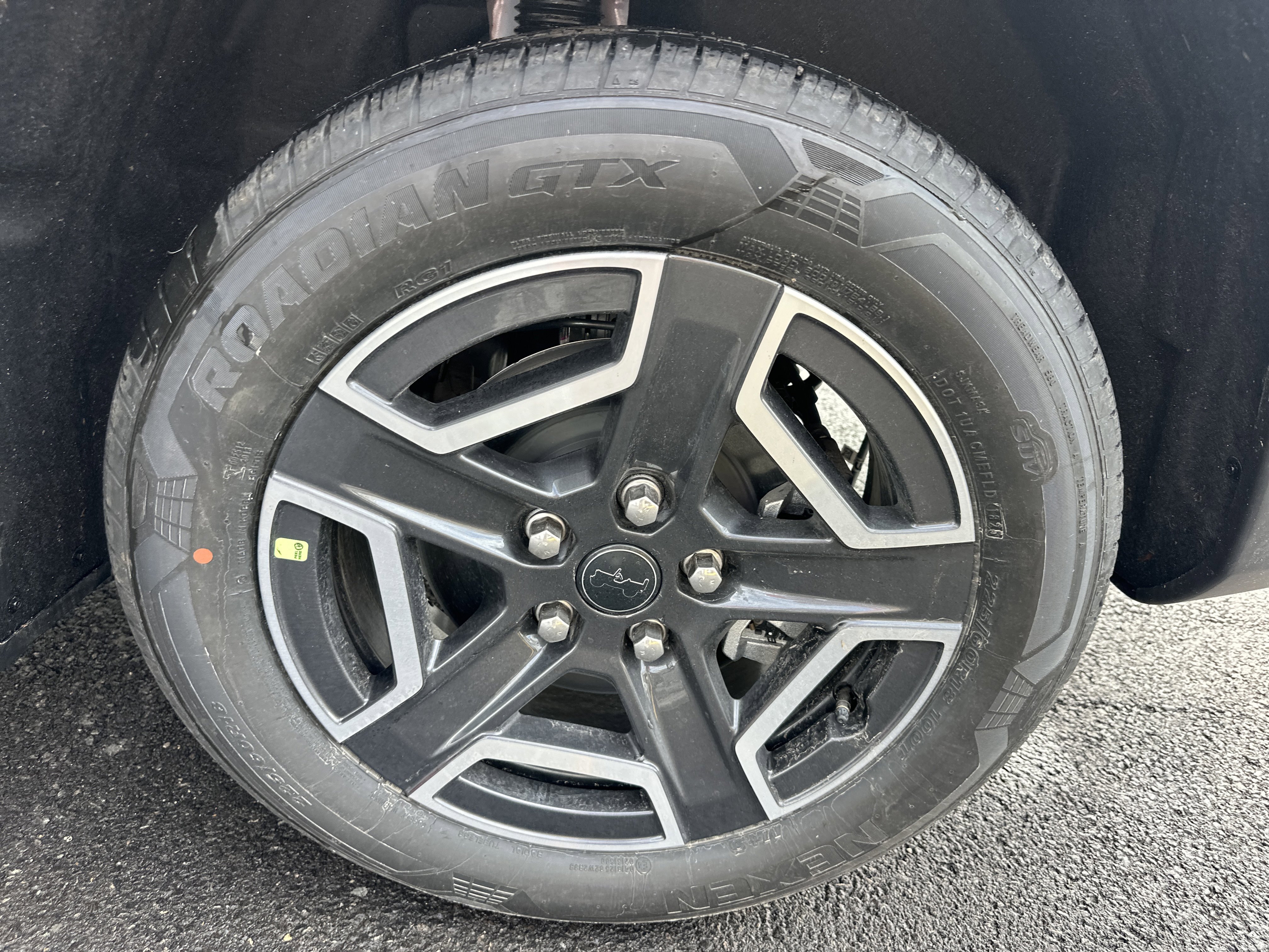 New 2026 Jeep Cherokee Laredo image 34