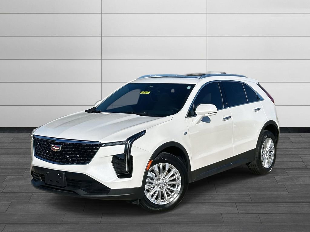 Certified 2024 Cadillac XT4 Luxury w/ Cold Weather Package
