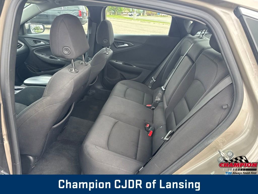 Used 2022 Chevrolet Malibu LT FWD image 28