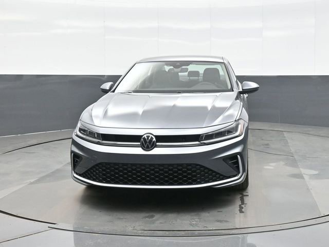 New 2026 Volkswagen Jetta SE image 2
