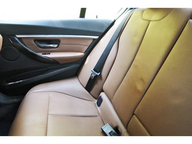 Used 2017 BMW 330i Sedan RWD image 11