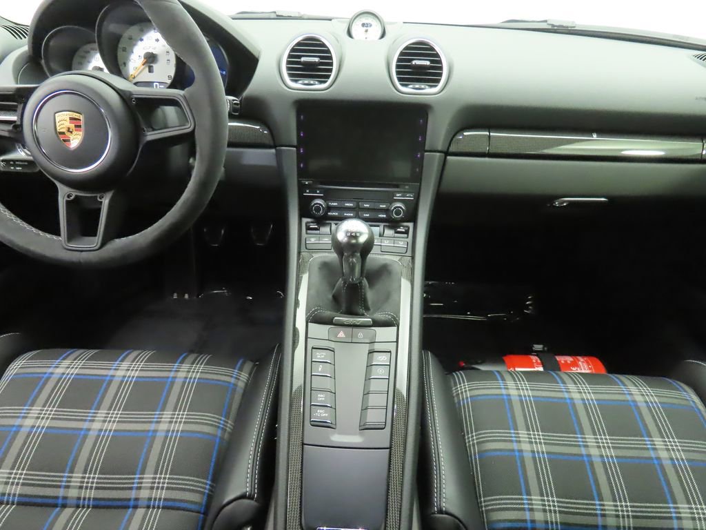 Used 2020 Porsche 718 Cayman GT4 image 13