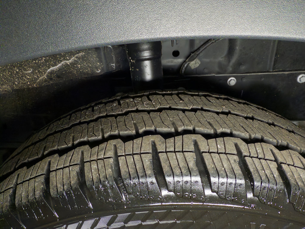 Used 2024 Ford E-Transit Low Roof RWD image 36