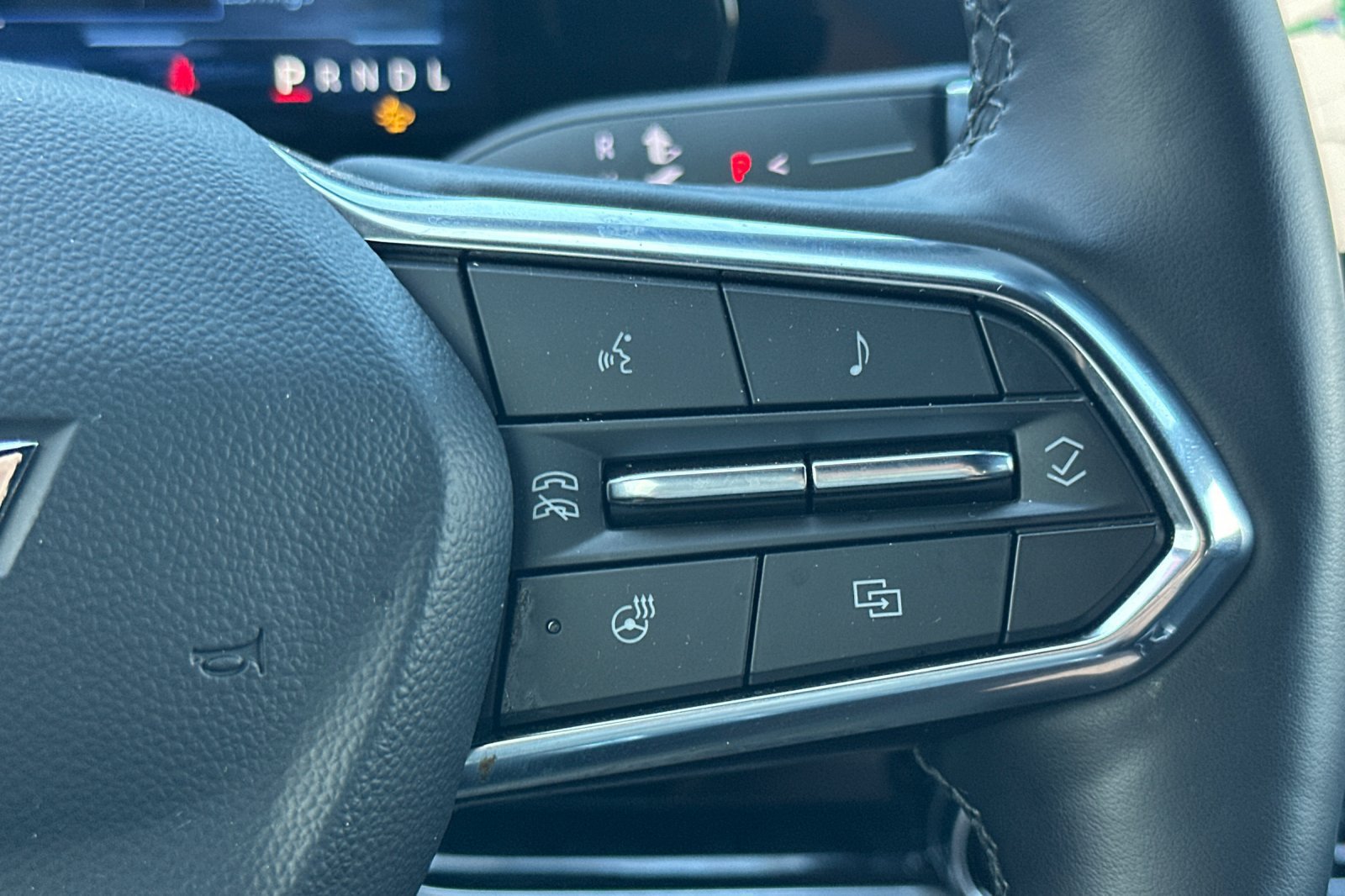 Used 2025 Chevrolet Equinox LT AWD/4WD image 36