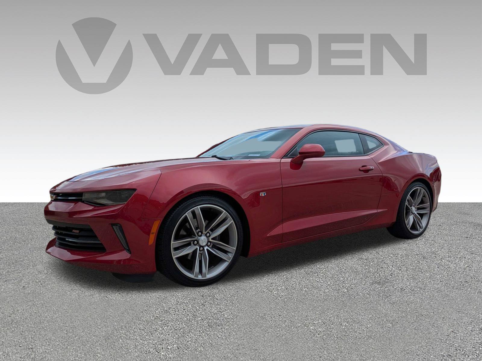 Used 2018 Chevrolet Camaro LT RWD video 2
