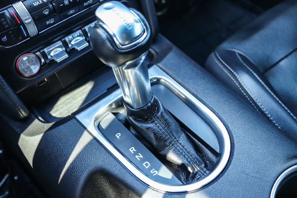 Used 2020 Ford Mustang Premium RWD image 18