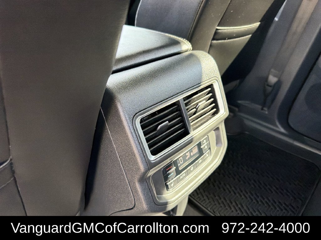 Used 2024 Volkswagen Atlas SEL Premium R-Line AWD/4WD image 23