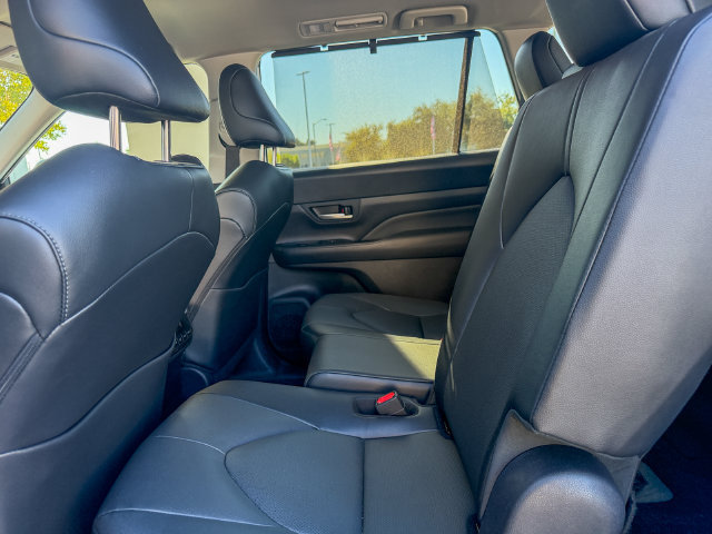 Used 2026 Toyota Grand Highlander AWD Hybrid image 23