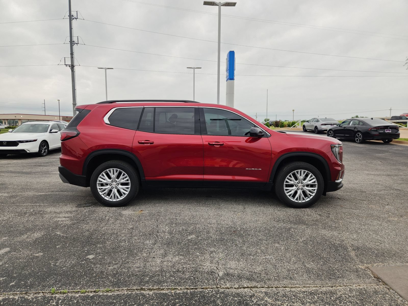 New 2026 GMC Acadia Elevation w/ Elevation Premium Package FWD image 7