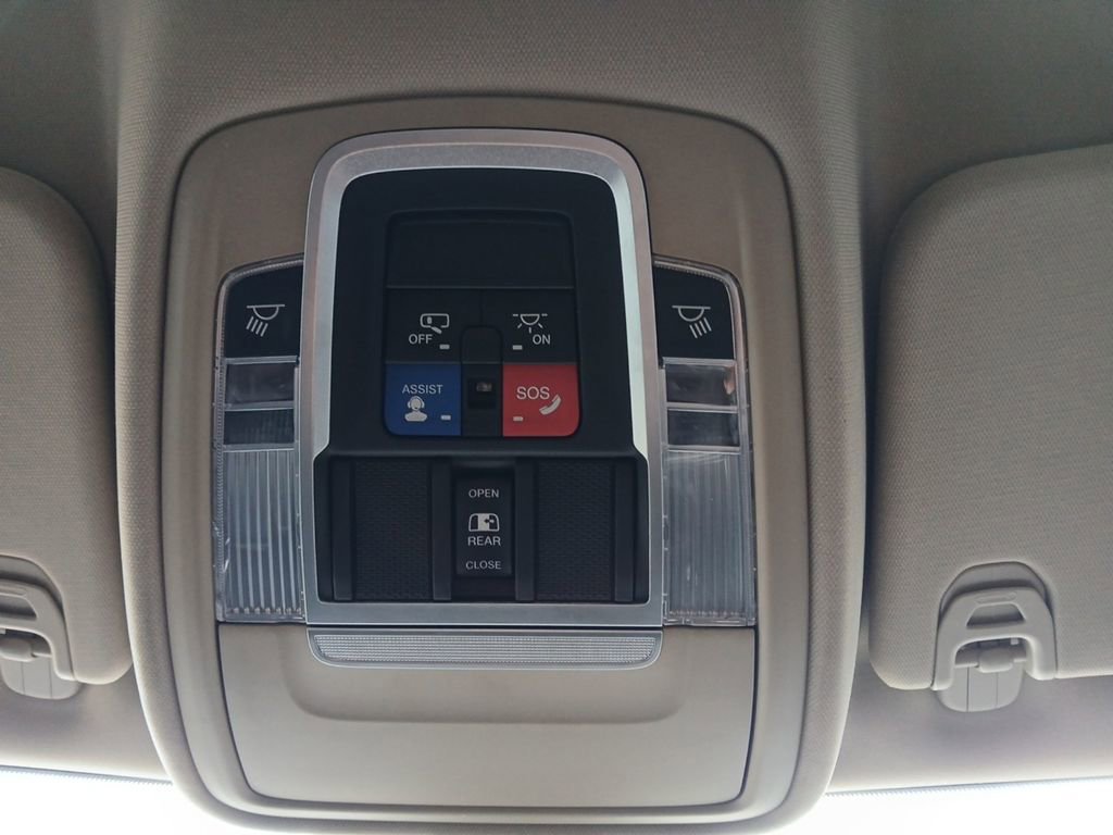 Used 2020 RAM 1500 Laramie image 7