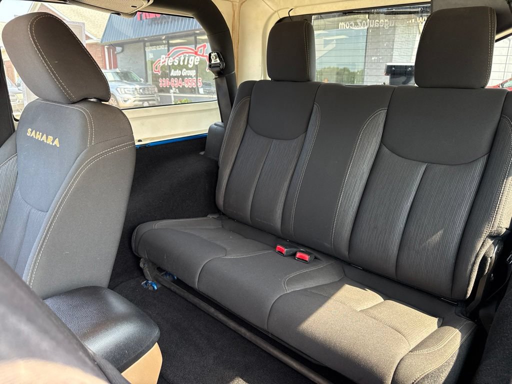Used 2015 Jeep Wrangler Sahara w/ Connectivity Group AWD/4WD image 39