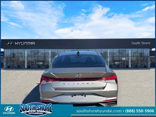 Certified 2021 Hyundai Elantra SEL FWD image 7