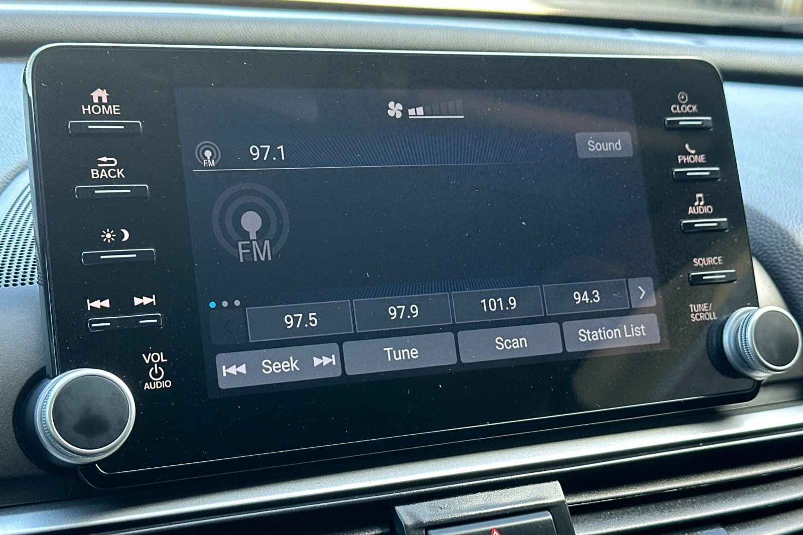 Used 2022 Honda Accord Sport Special Edition image 17