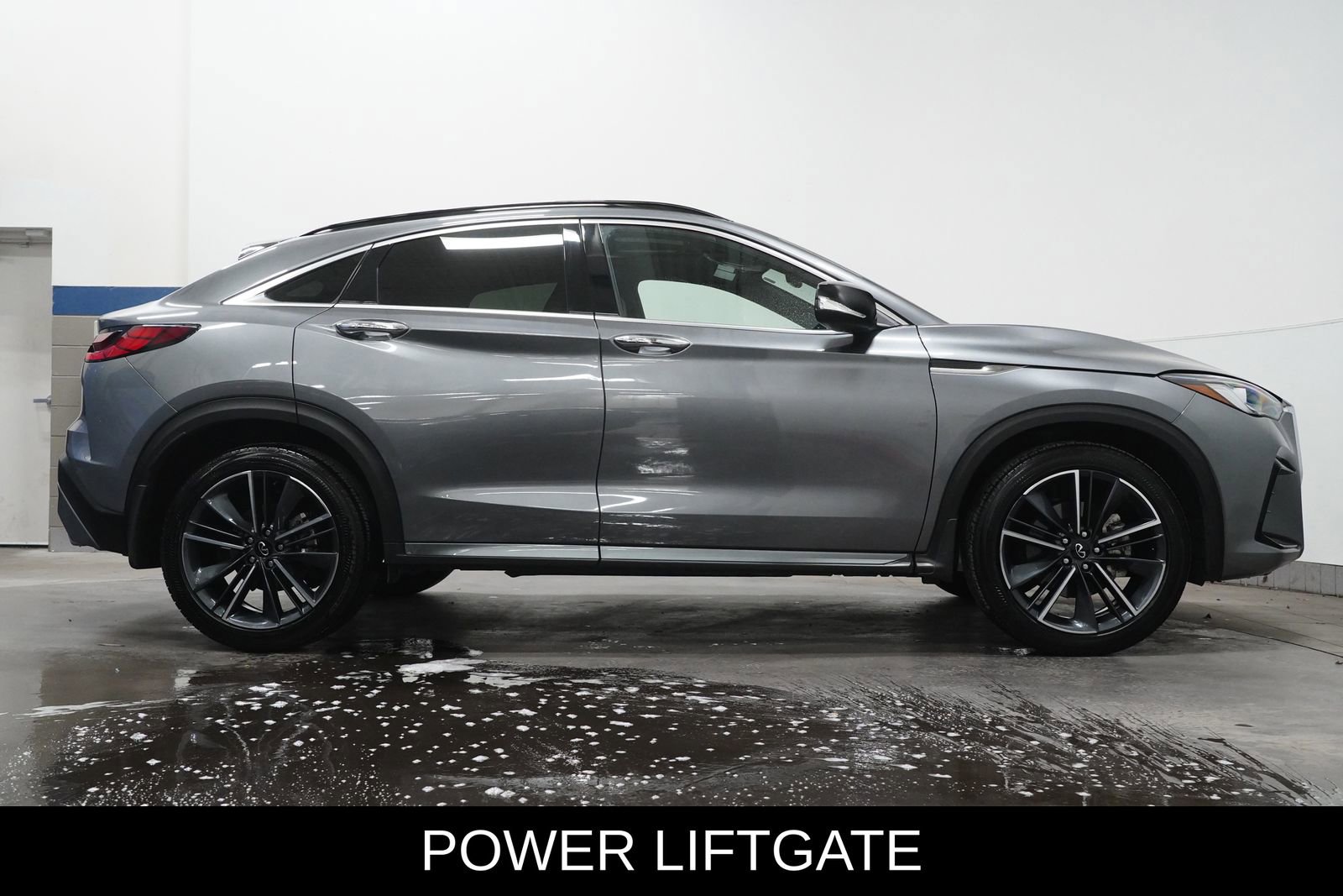Used 2025 INFINITI QX55 Luxe w/ Cargo Package image 7