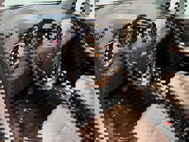 Used 2021 Chevrolet Trax LT w/ Premium Seat Package image 18