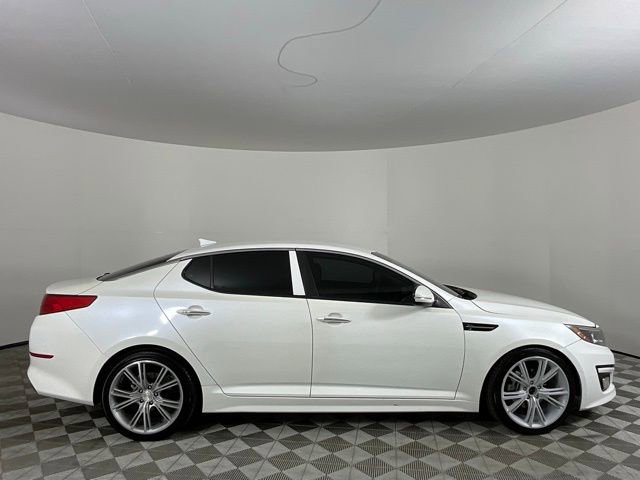 Used 2015 Kia Optima LX image 4