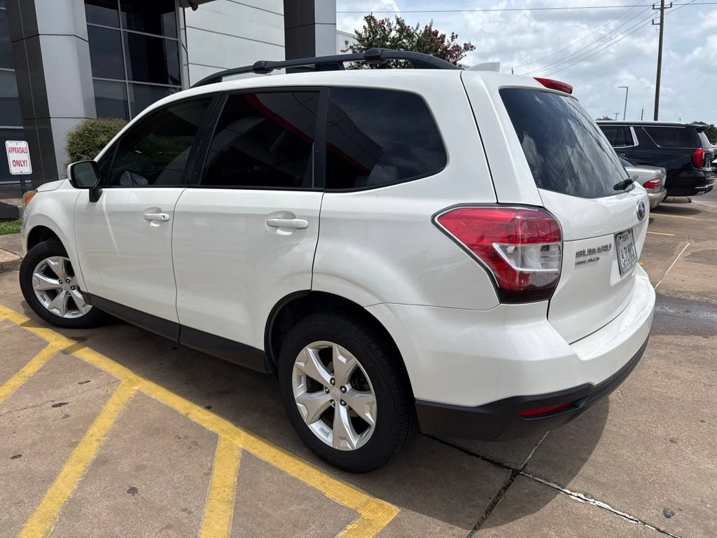 Used 2016 Subaru Forester 2.5i Premium AWD/4WD image 4