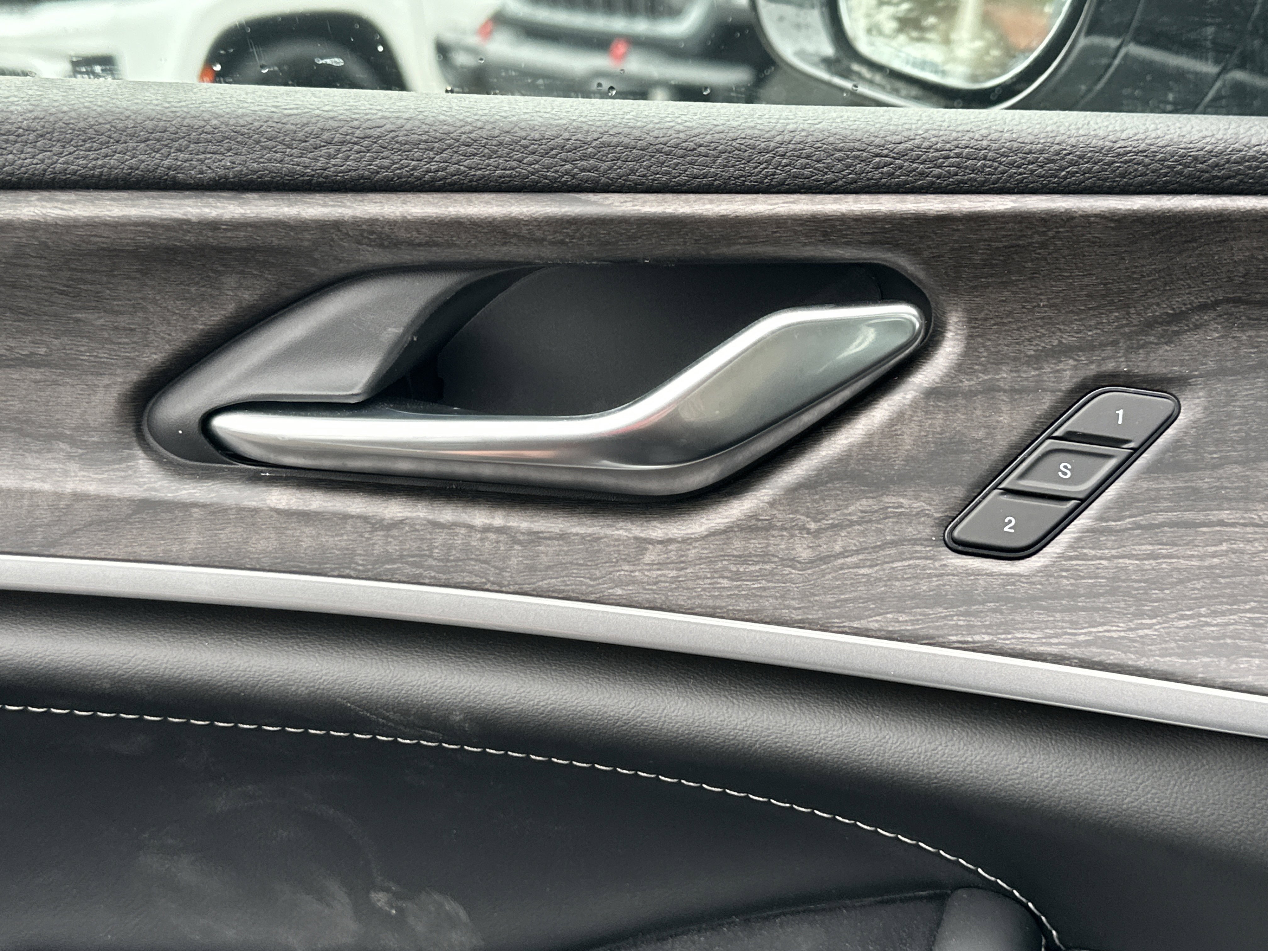 New 2026 Jeep Grand Cherokee Limited Reserve image 14