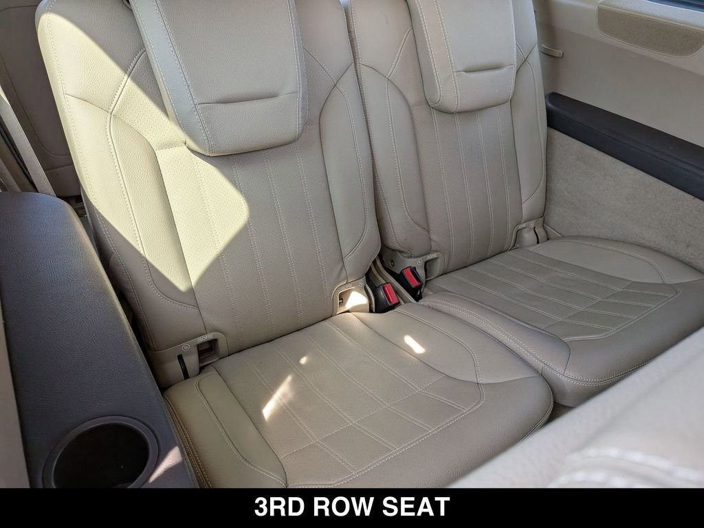 Used 2015 Mercedes-Benz GL 450 4MATIC image 26