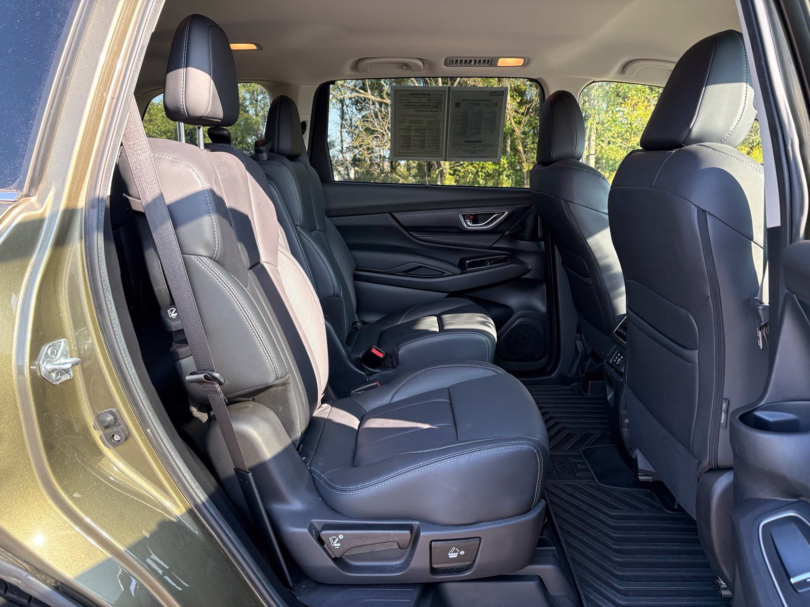 Used 2023 Subaru Ascent Limited AWD/4WD image 28