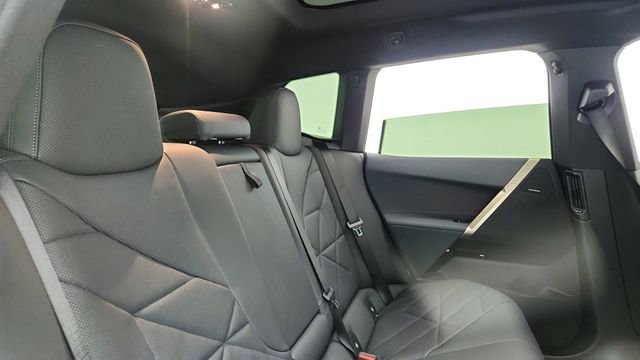 Used 2024 BMW iX xDrive50 w/ Premium Package image 26