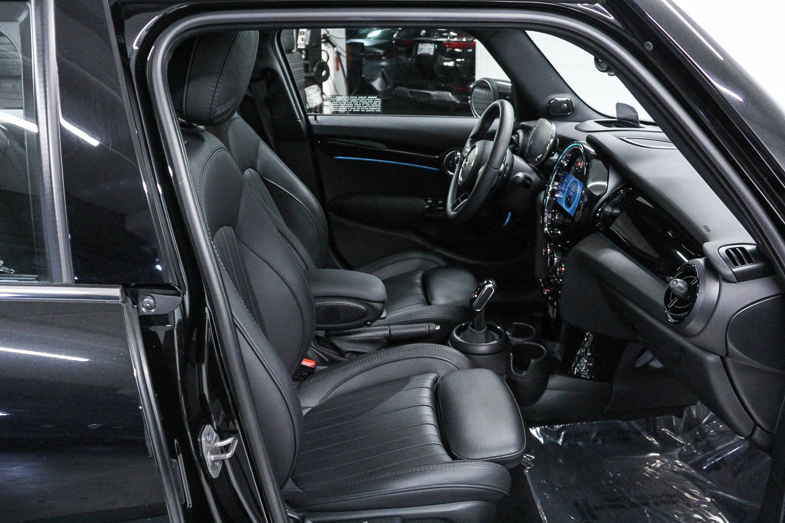 Certified 2023 MINI Cooper S FWD image 18