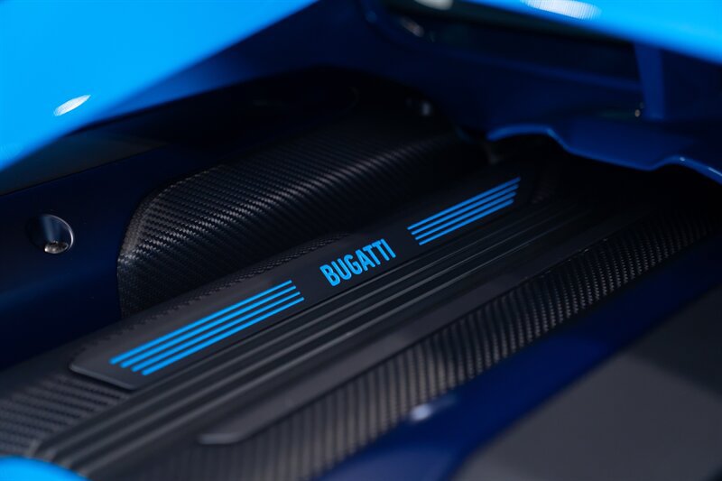 Used 2022 Bugatti Chiron Super Sport AWD/4WD image 45