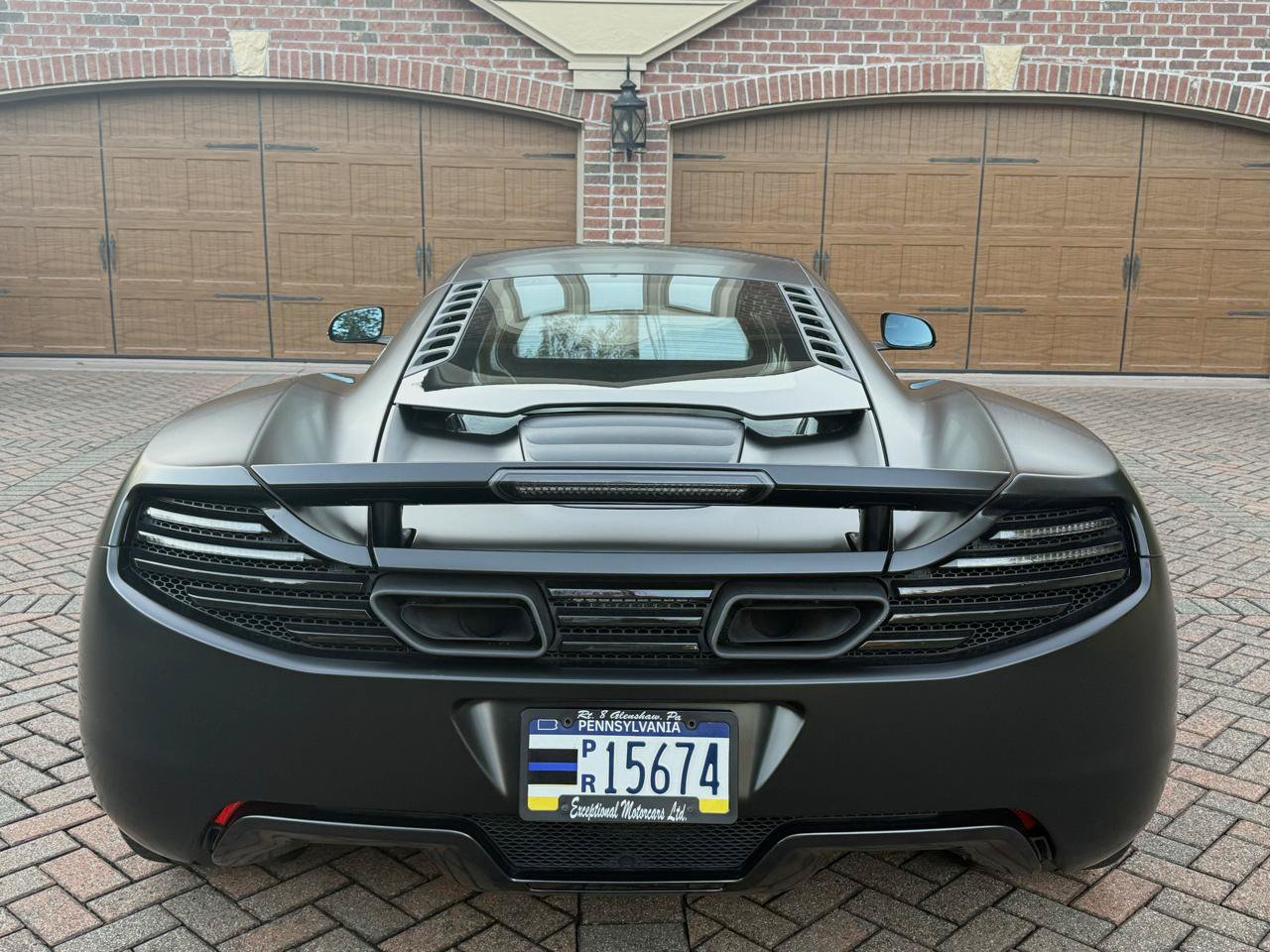 Used 2012 McLaren MP4-12C Coupe RWD image 7