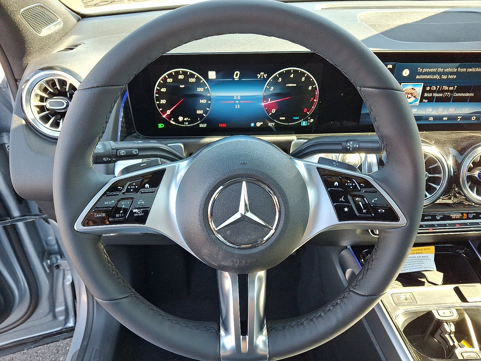 New 2026 Mercedes-Benz GLB 250 4MATIC image 18