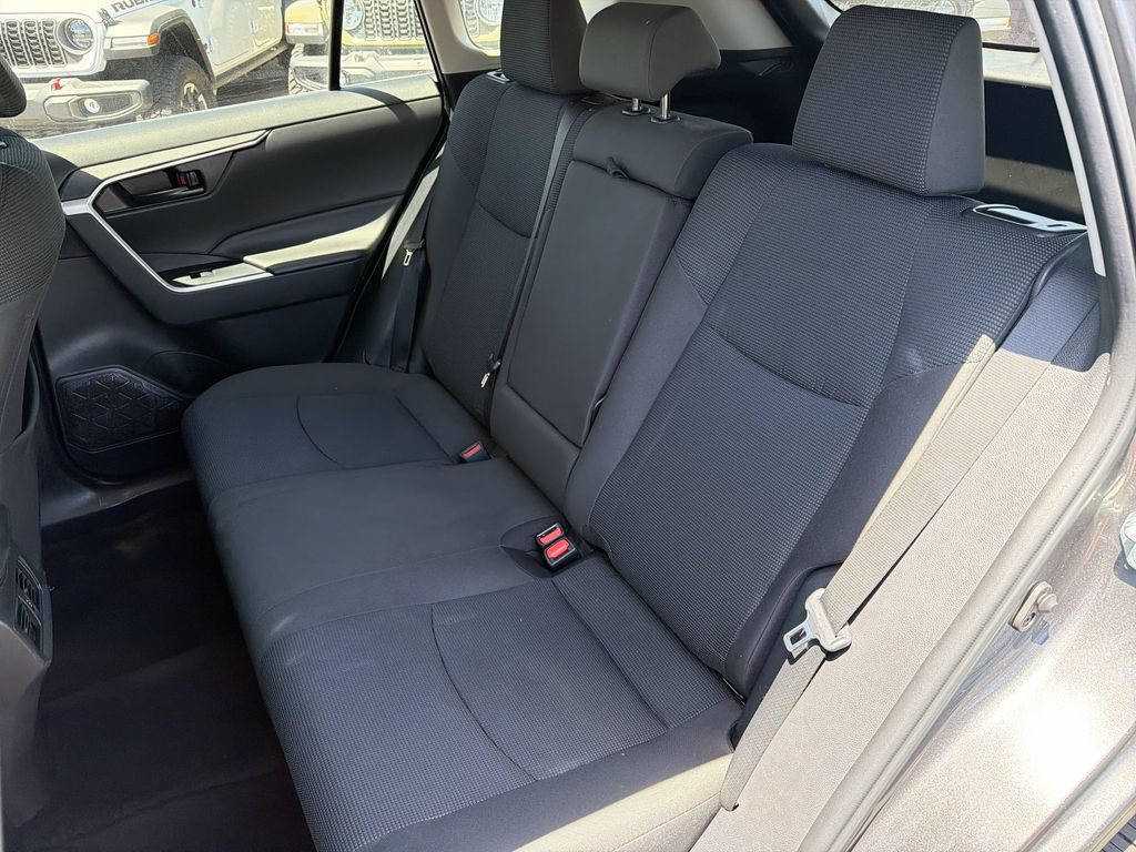 Used 2023 Toyota RAV4 LE FWD image 23