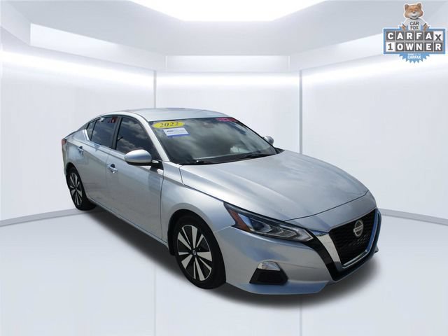 Used 2022 Nissan Altima 2.5 SV