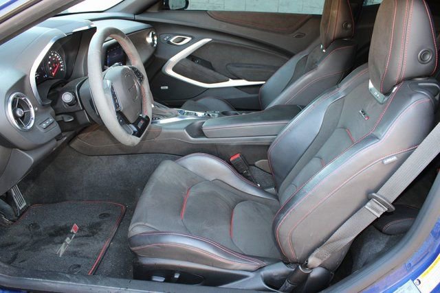 Used 2021 Chevrolet Camaro ZL1 image 16