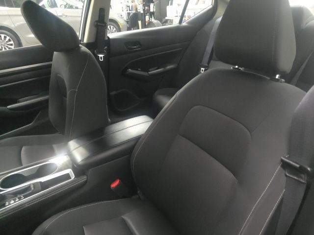 Used 2023 Nissan Altima 2.5 SV FWD image 15