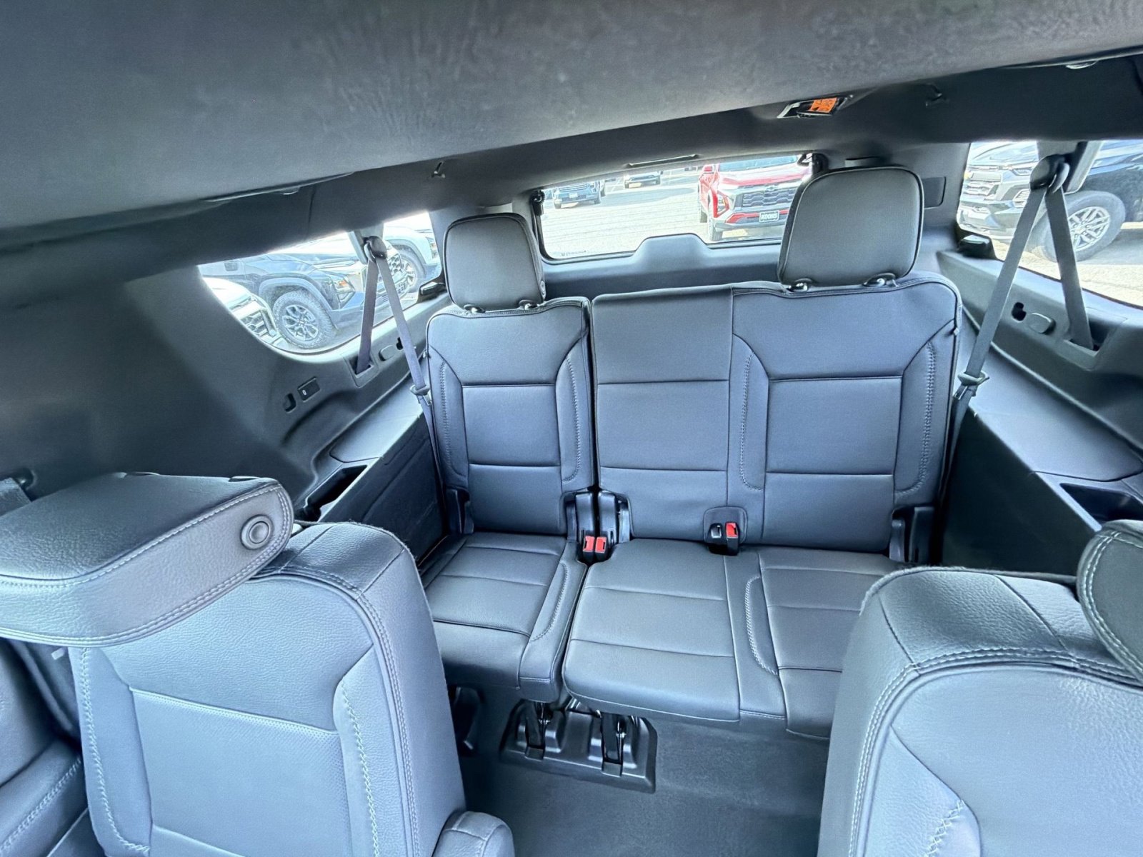 Used 2024 GMC Yukon XL Denali w/ Denali Reserve Package image 26