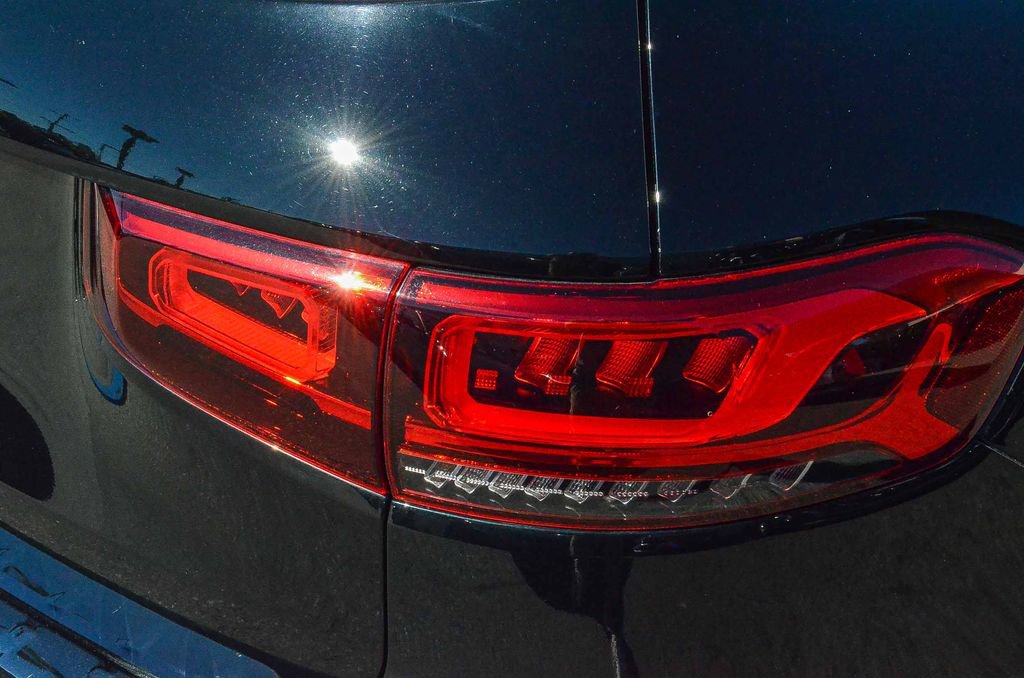 Used 2021 Mercedes-Benz GLB 250 GLB 250 image 7