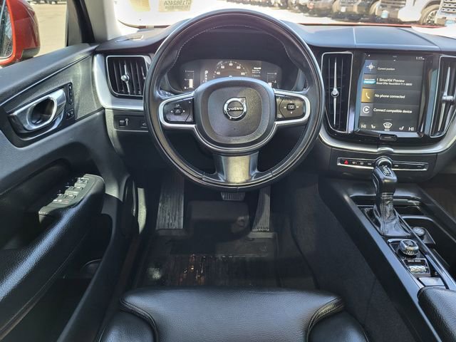 Used 2019 Volvo XC60 T6 Momentum w/ Premium Package image 25
