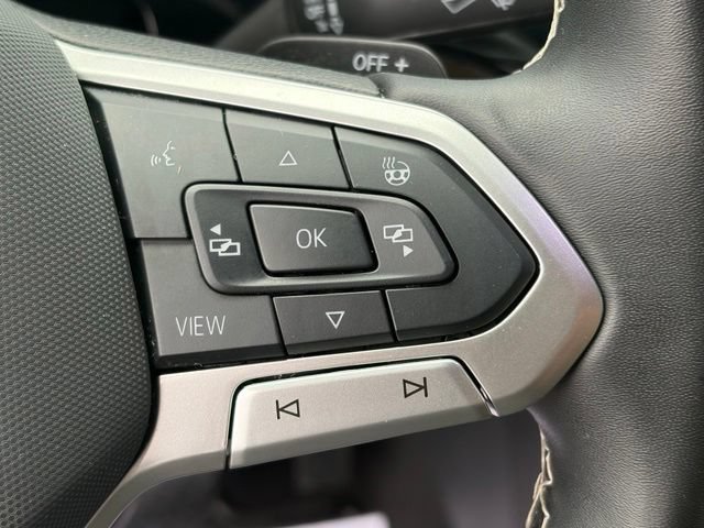 Used 2024 Volkswagen Atlas Cross Sport SE w/ Black Wheel Package AWD/4WD image 17