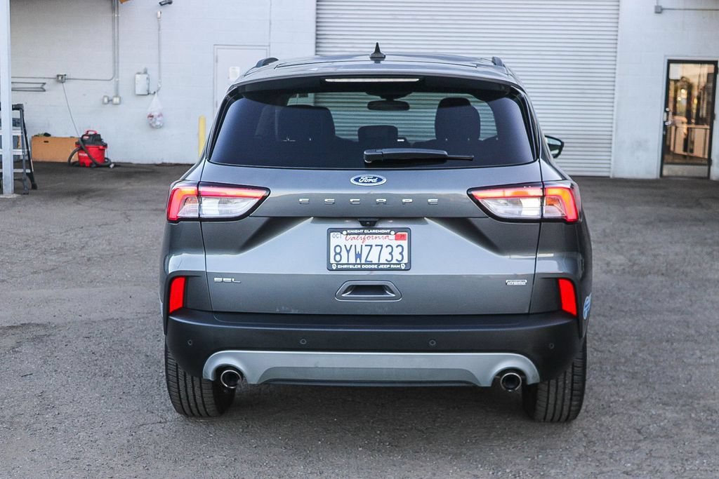 Used 2021 Ford Escape SEL w/ Technology Package FWD image 8