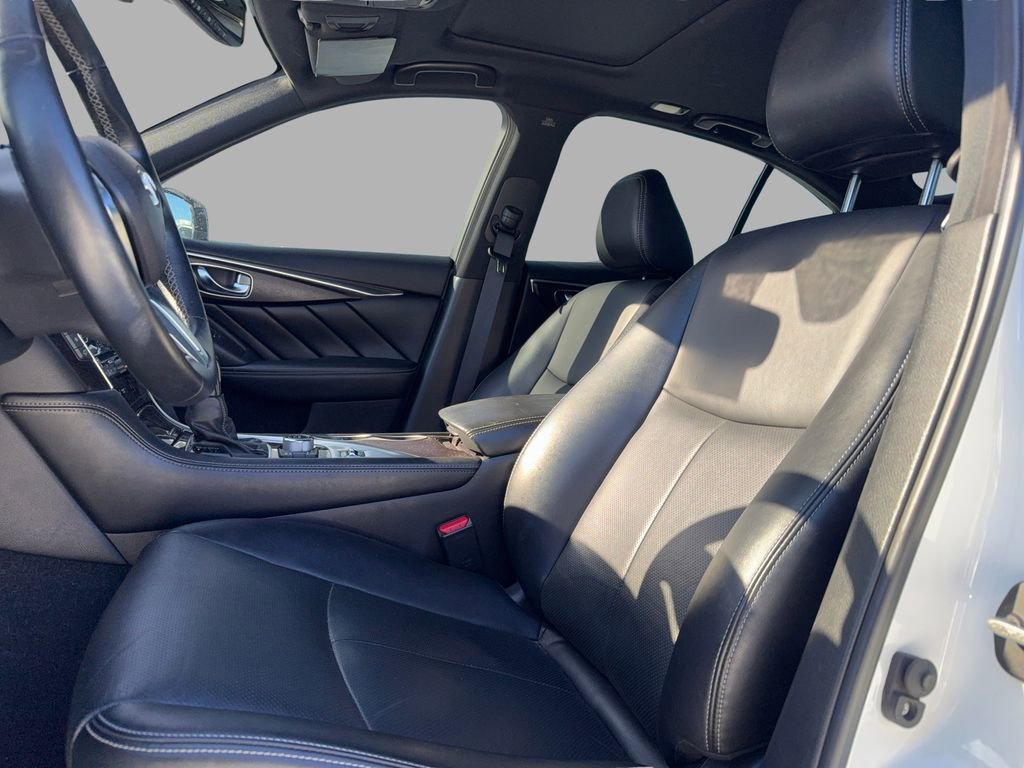 Used 2022 INFINITI Q50 Sensory image 9