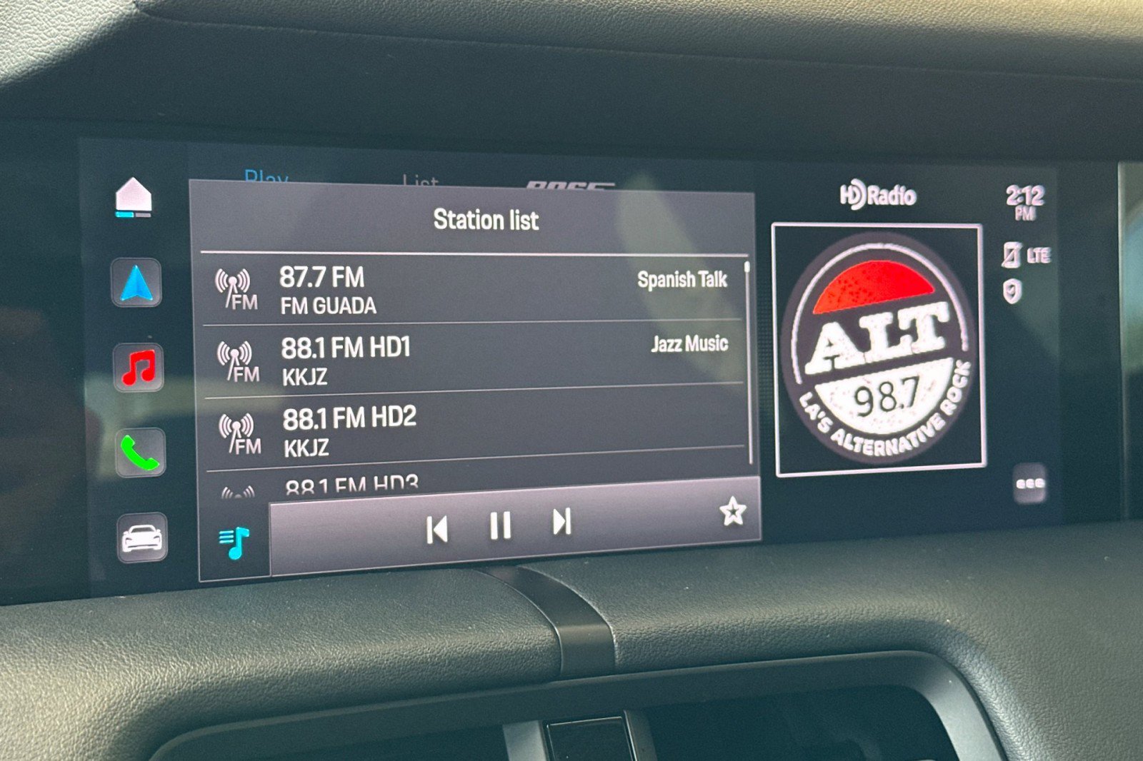 Certified 2022 Porsche Taycan image 17