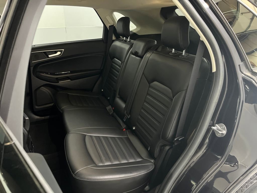 Used 2019 Ford Edge SEL w/ Equipment Group 201A image 19