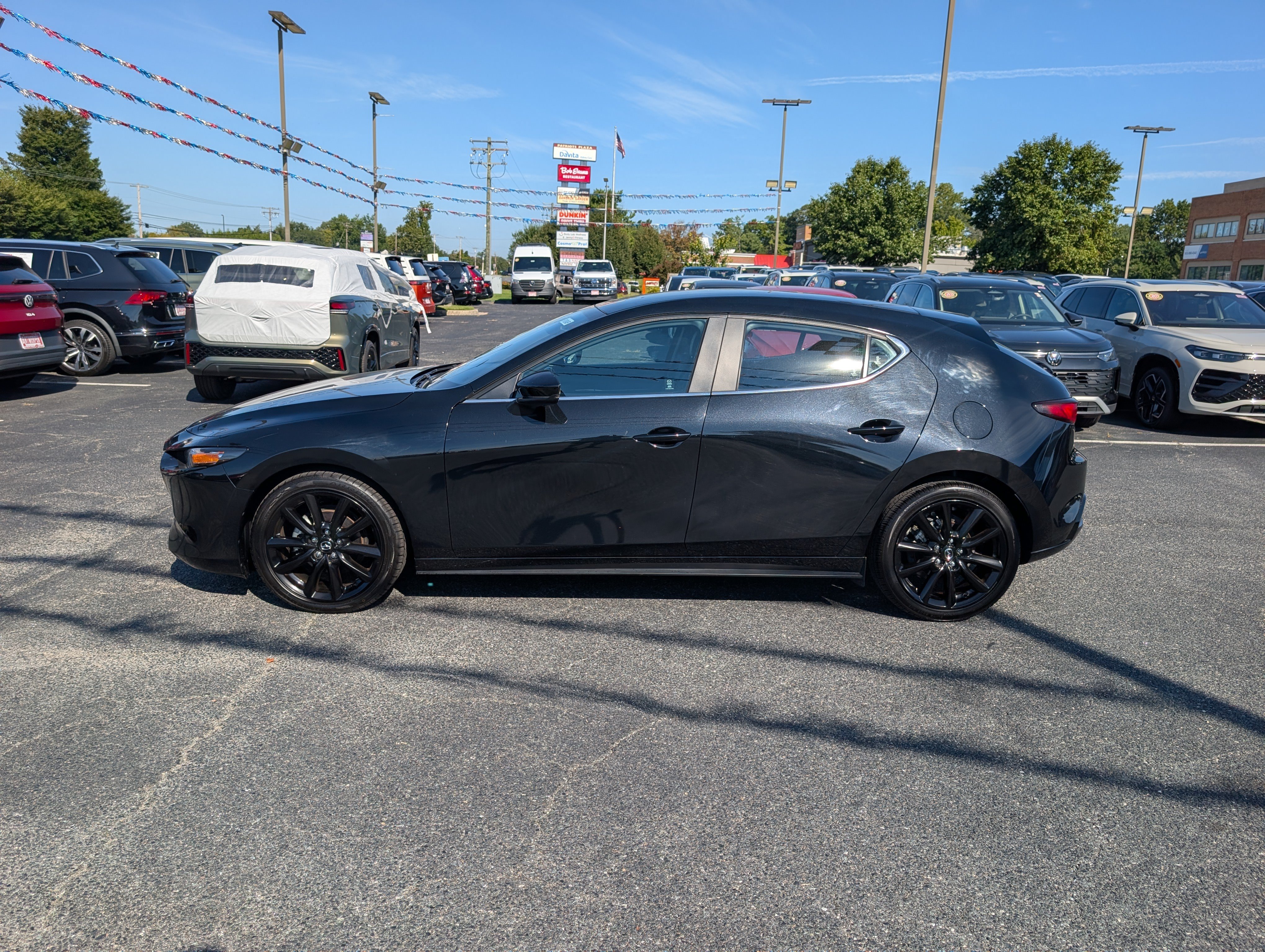 Used 2024 MAZDA MAZDA3 s FWD image 6