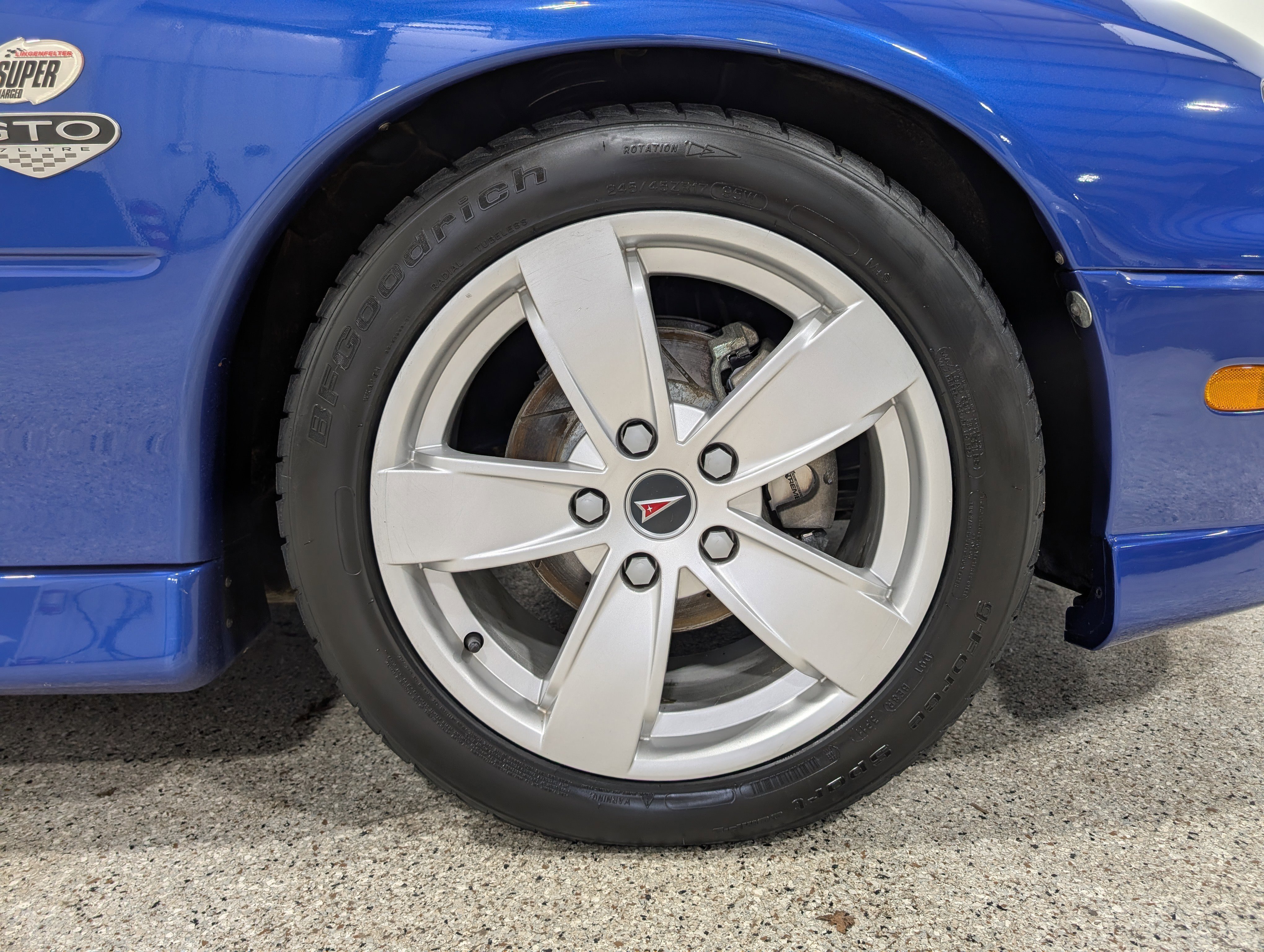 Used 2004 Pontiac GTO image 12