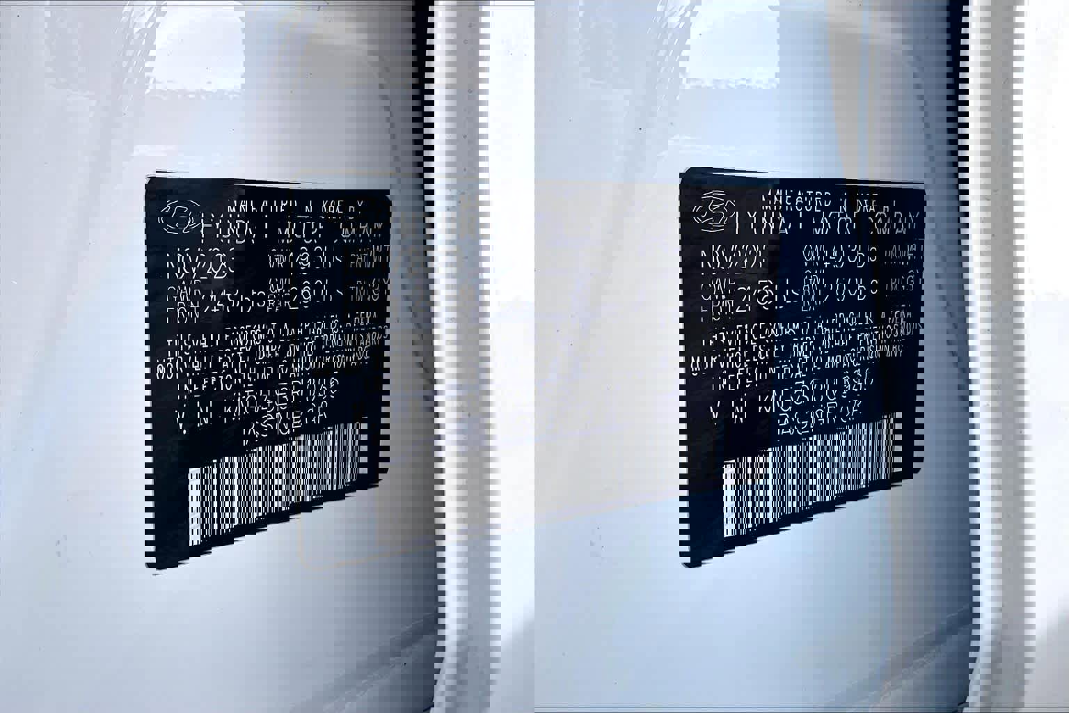 Used 2024 Genesis G70 3.3T Advanced w/ Sport Prestige Package image 36